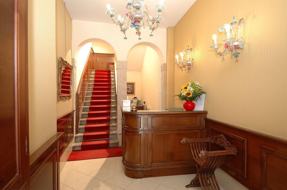 Hotel Hesperia Βενετία Εξωτερικό φωτογραφία