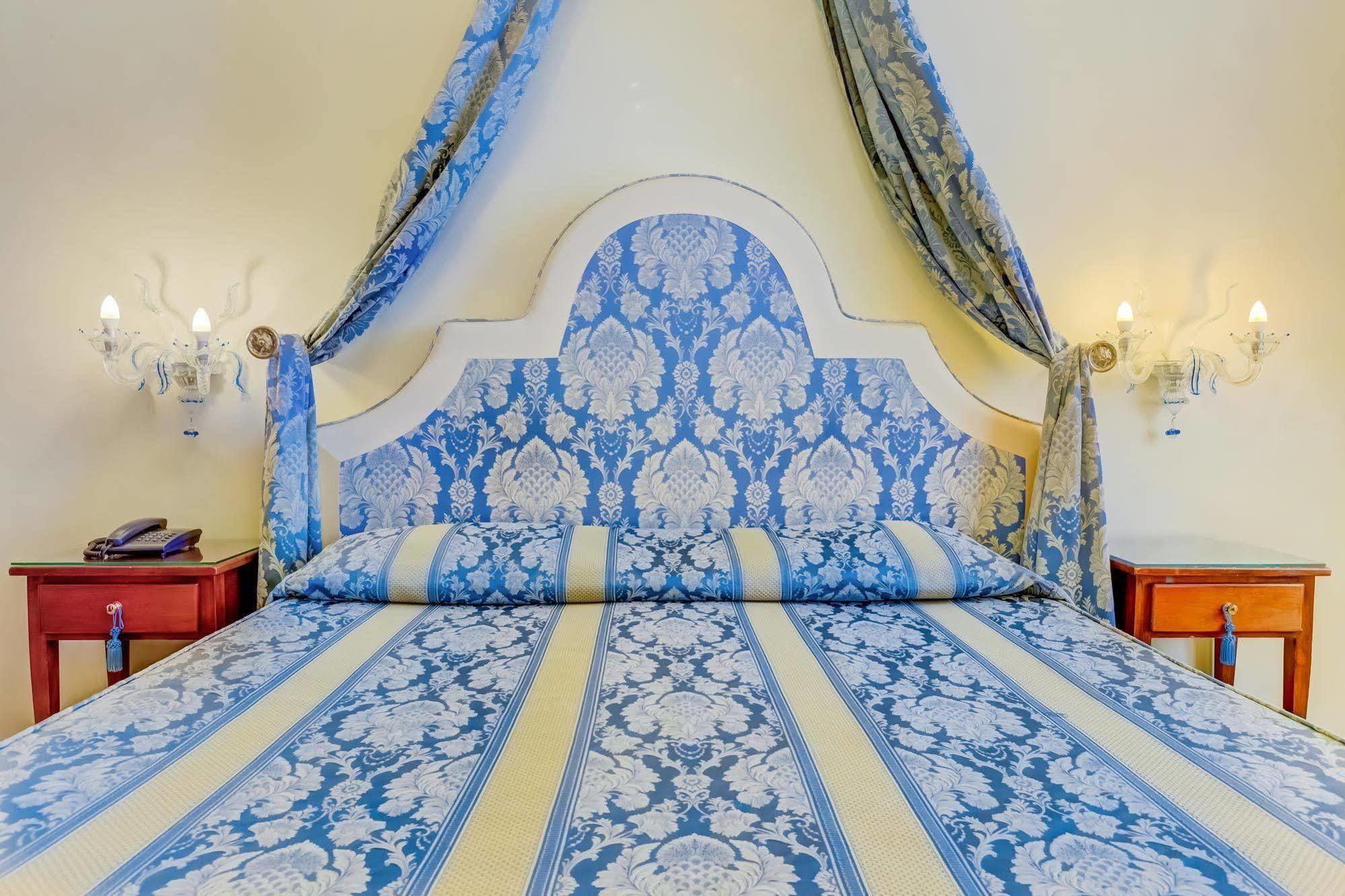 Hotel Hesperia Βενετία Εξωτερικό φωτογραφία